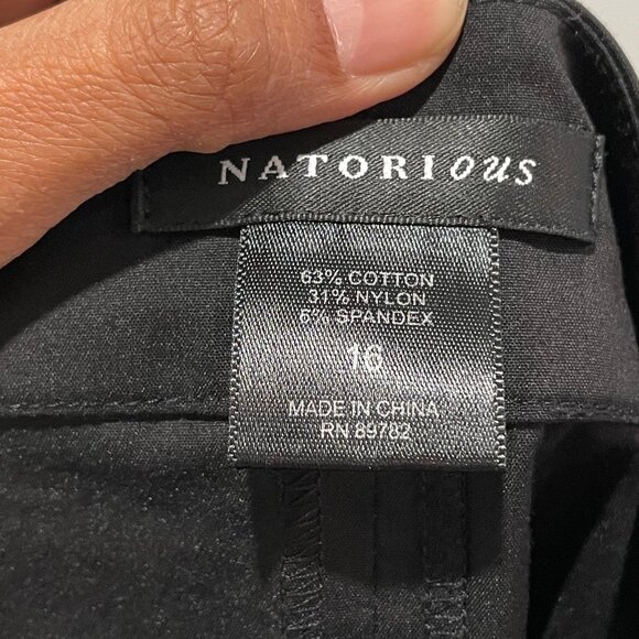 Natorious Size 16 Black Skirt - Picture 9 of 9